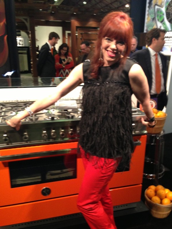 What do Ferraris and ovens have in common? Paint! This Bertazzoni oven heats from zero to sixty in no time and the paint is the same that adorns that beloved Italian race car. (and my pants) Belissima! It also comes in the sunniest yellow!